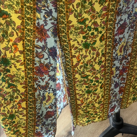 Easel “Secret Garden” Floral Off-Shoulder Maxi Dress 🌼 - Picture 5 of 11